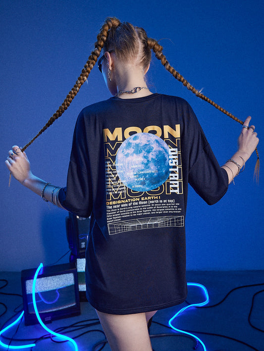 Planet Graphic Oversized Tee