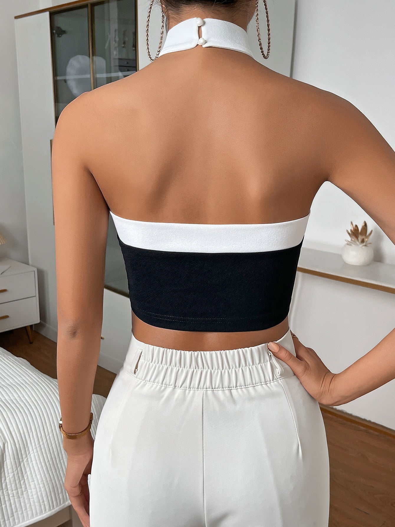 Contrast Trim Halter Top